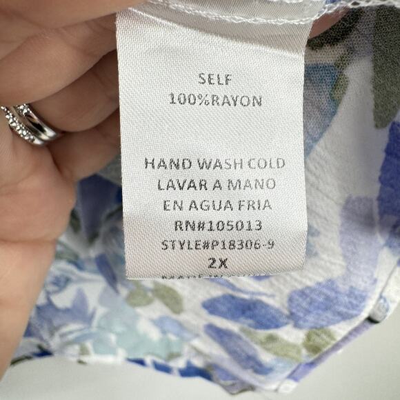 Andree by Unit Garden Floral Ruffle Top Size 2X Blue White Boho Beach Babydoll - Picture 5 of 8